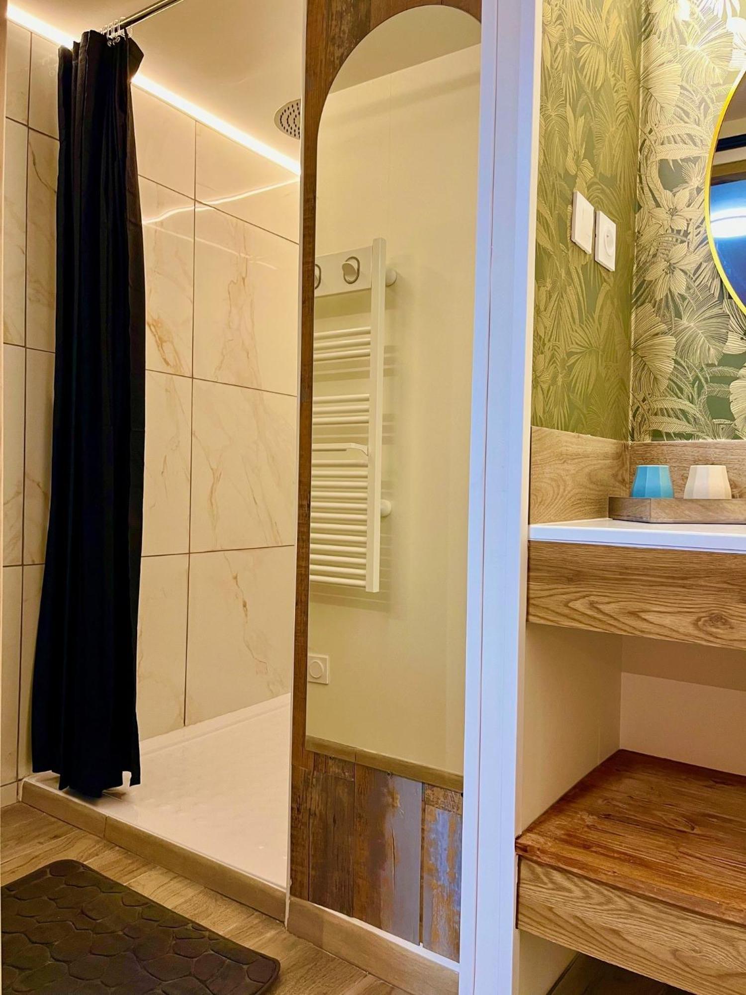 Le Manoir Des Haies Spa Les Champs-Géraux Buitenkant foto