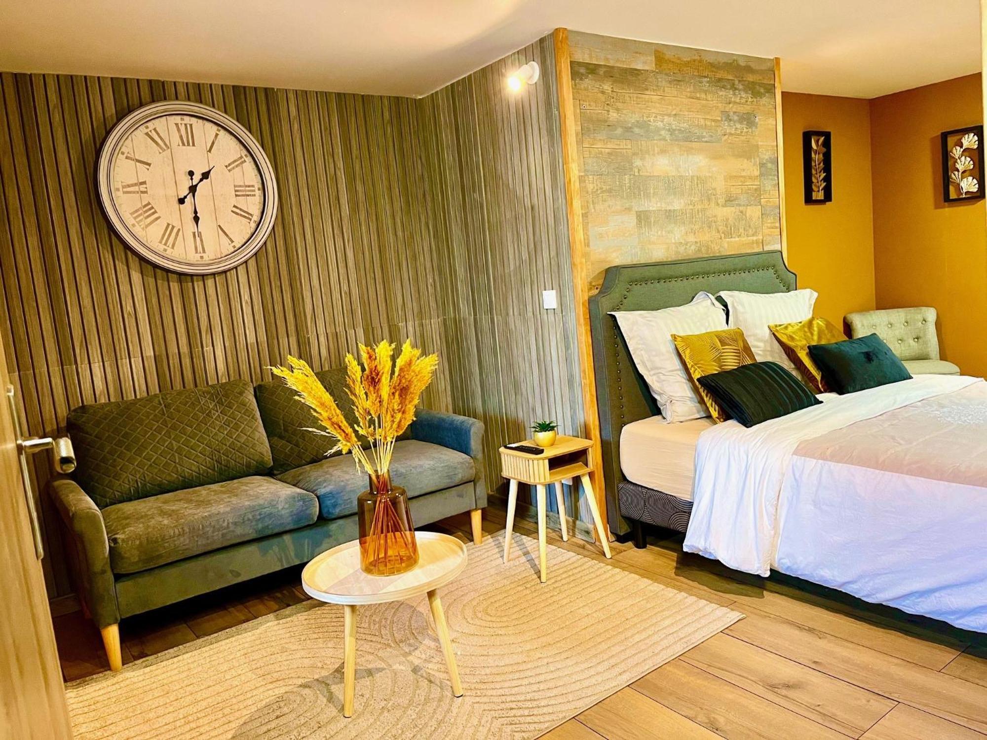 Le Manoir Des Haies Spa Les Champs-Géraux Buitenkant foto