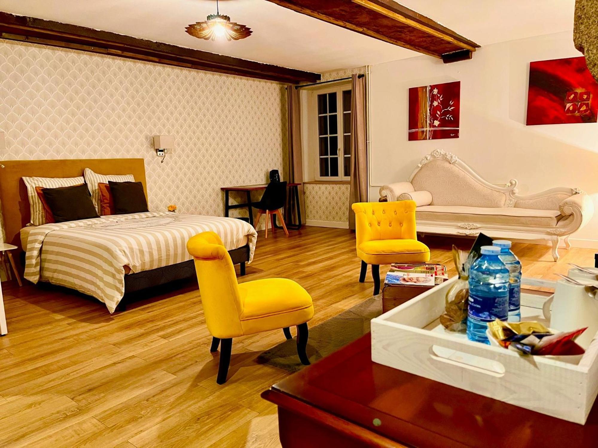 Le Manoir Des Haies Spa Les Champs-Géraux Buitenkant foto
